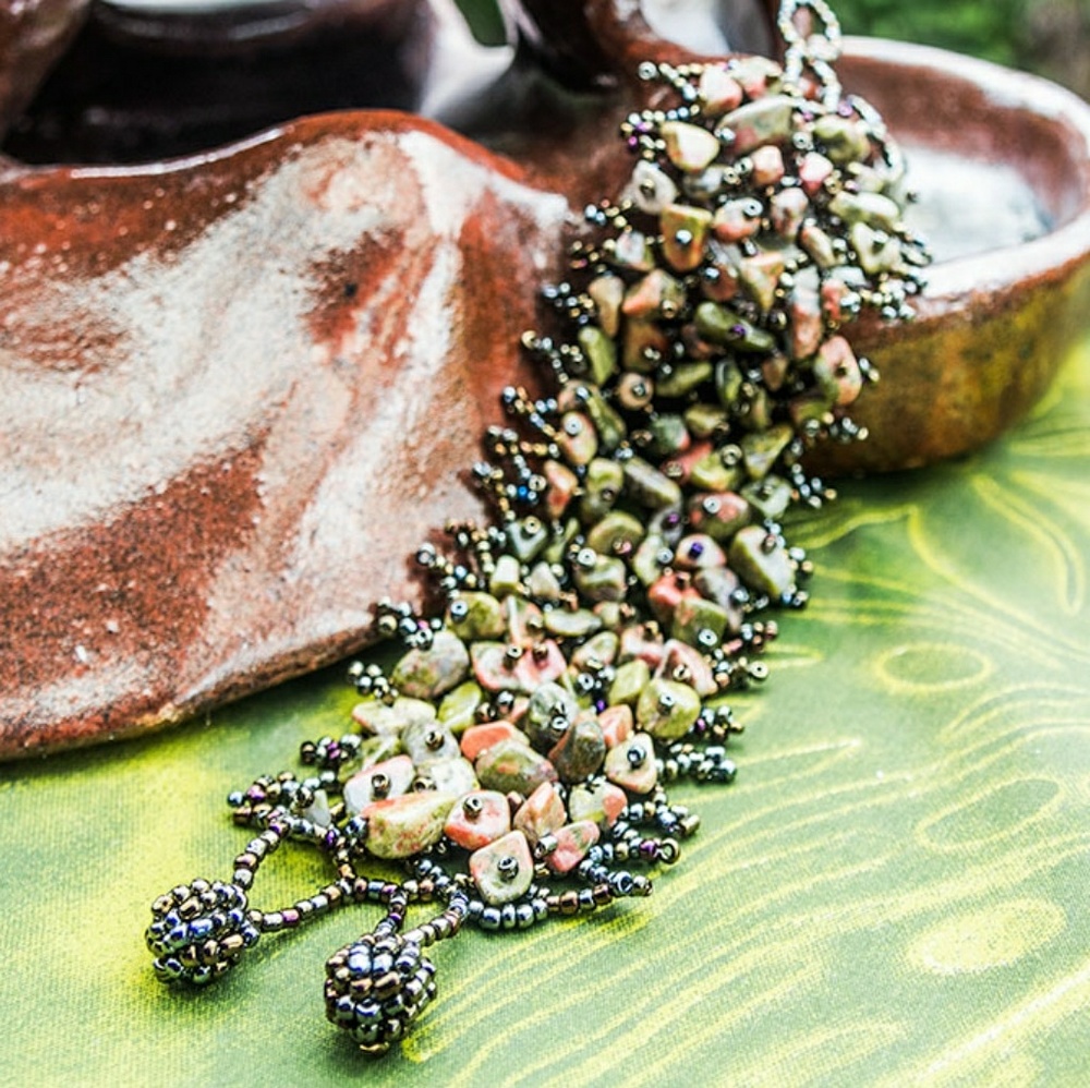 Island wear Semi-Prescious Stone Bracelet